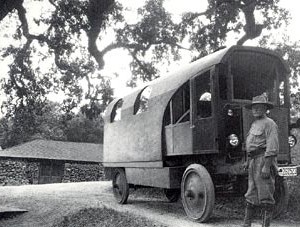 Kellogg and his Travel Log. Photo credit: Humboldt Redwoods Interpretive Association