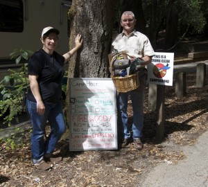 The League’s Sam Lawson presents our wonderful new Camp Host, Liz Elliott, with a welcome basket from the League, Portola & Castle Rock Foundation, and Peninsula Open Space Trust.