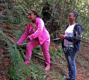 Students measure fern fronds through a Save the Redwoods League education program at Redwood Regional Park. Photo ©Save the Redwoods League.